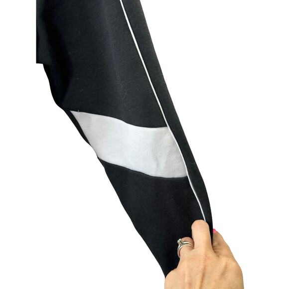 Under Armour Black & White Full Zip Loose Fit Long Sleeve Jacket Women's XS - Picture 6 of 8